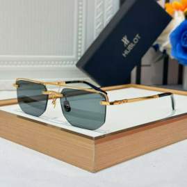 Picture of Hublot Sunglasses _SKUfw71164314fw